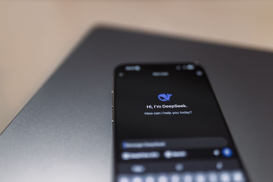Почему Happ не даёт выбрать Telegram